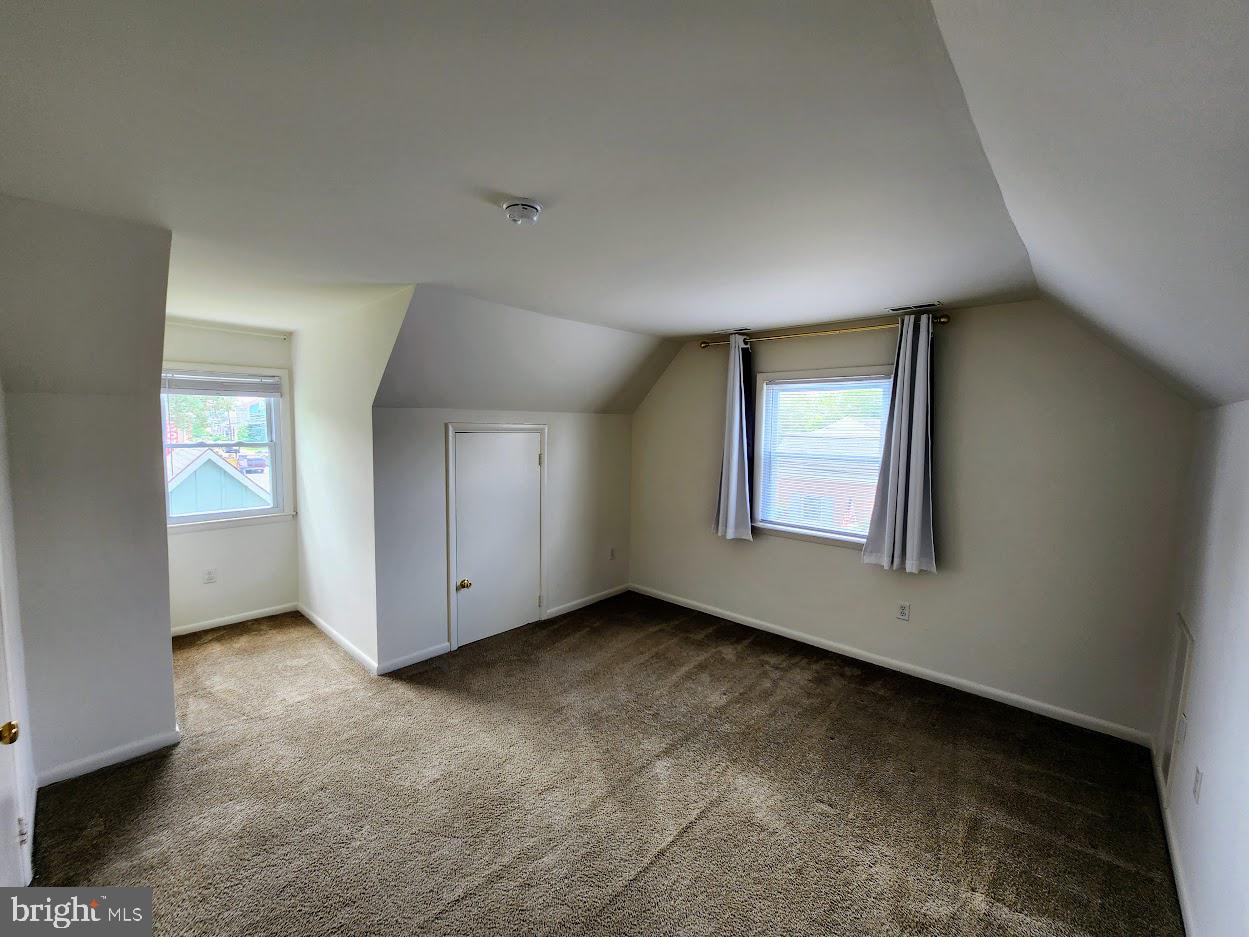 NORTH EAST - Residential Lease