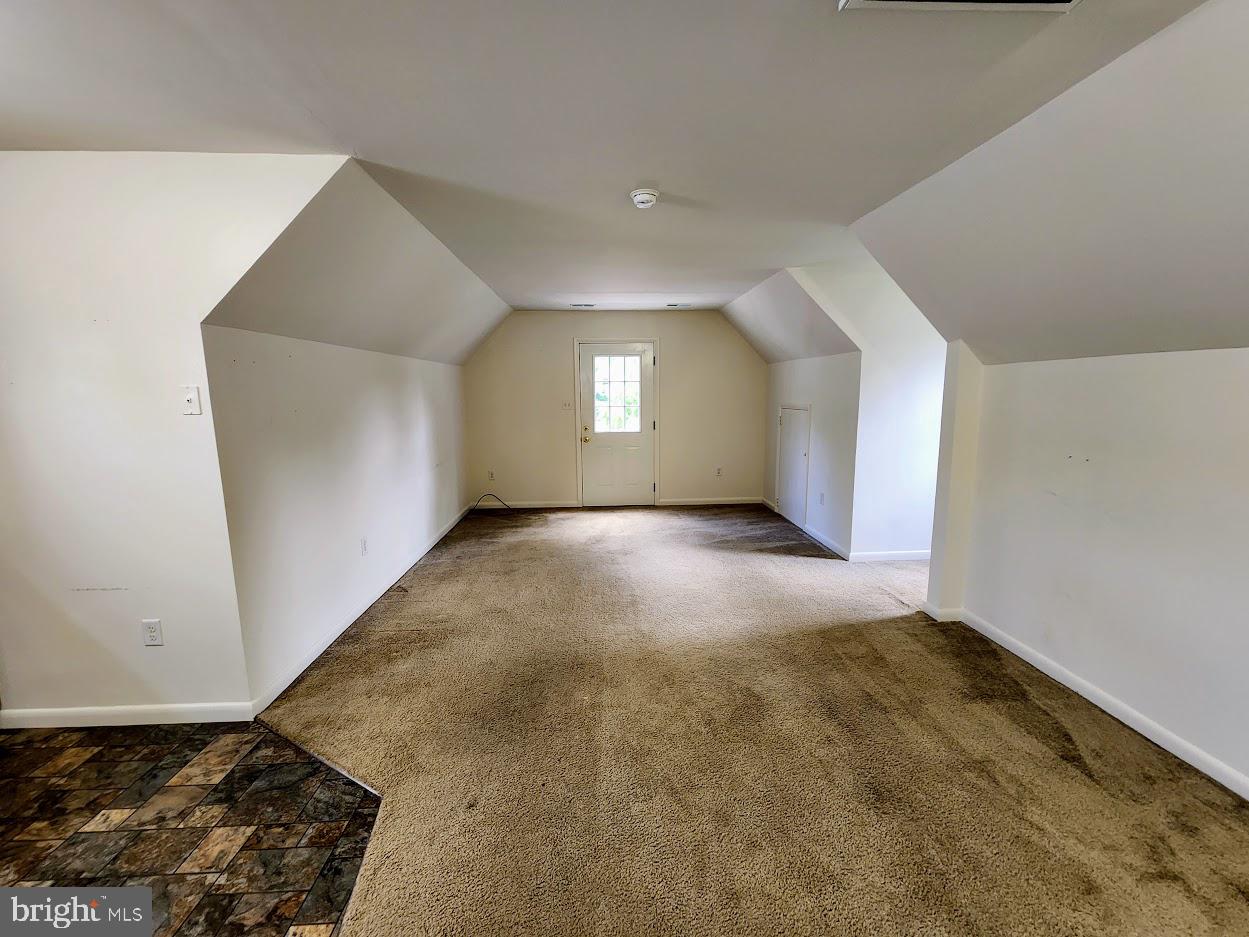 NORTH EAST - Residential Lease