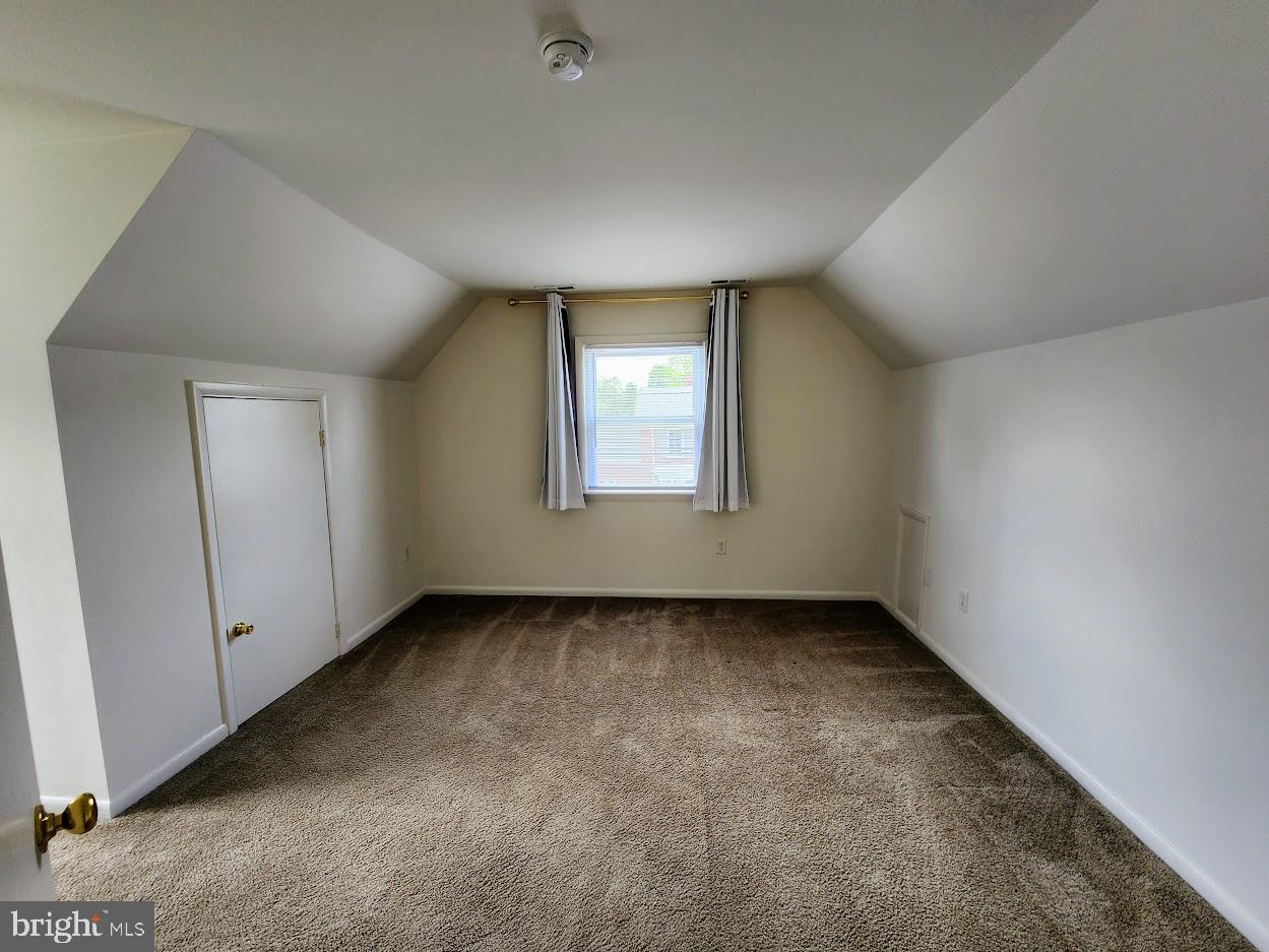 NORTH EAST - Residential Lease