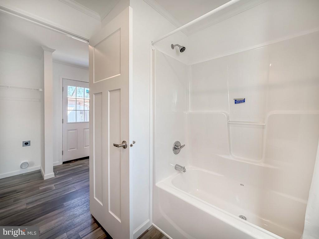 PENNWOOD CROSSING - Residential