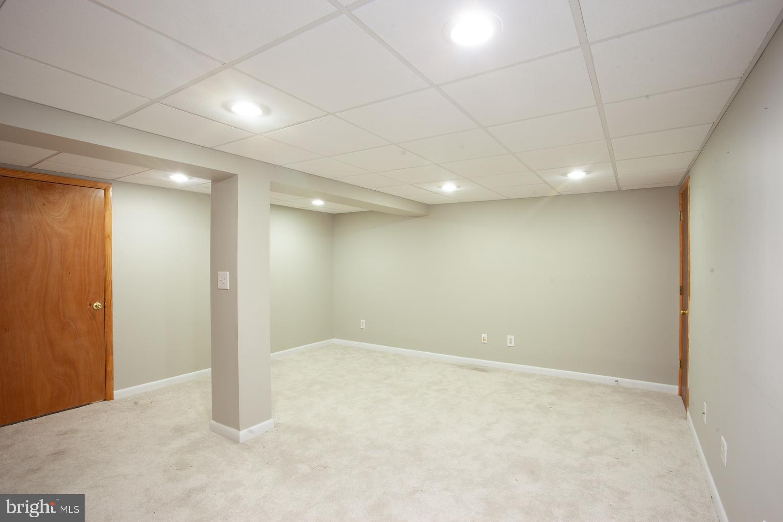 CHIPPENDALE - Residential