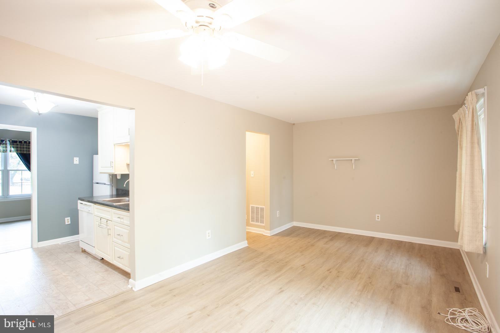 CHIPPENDALE - Residential