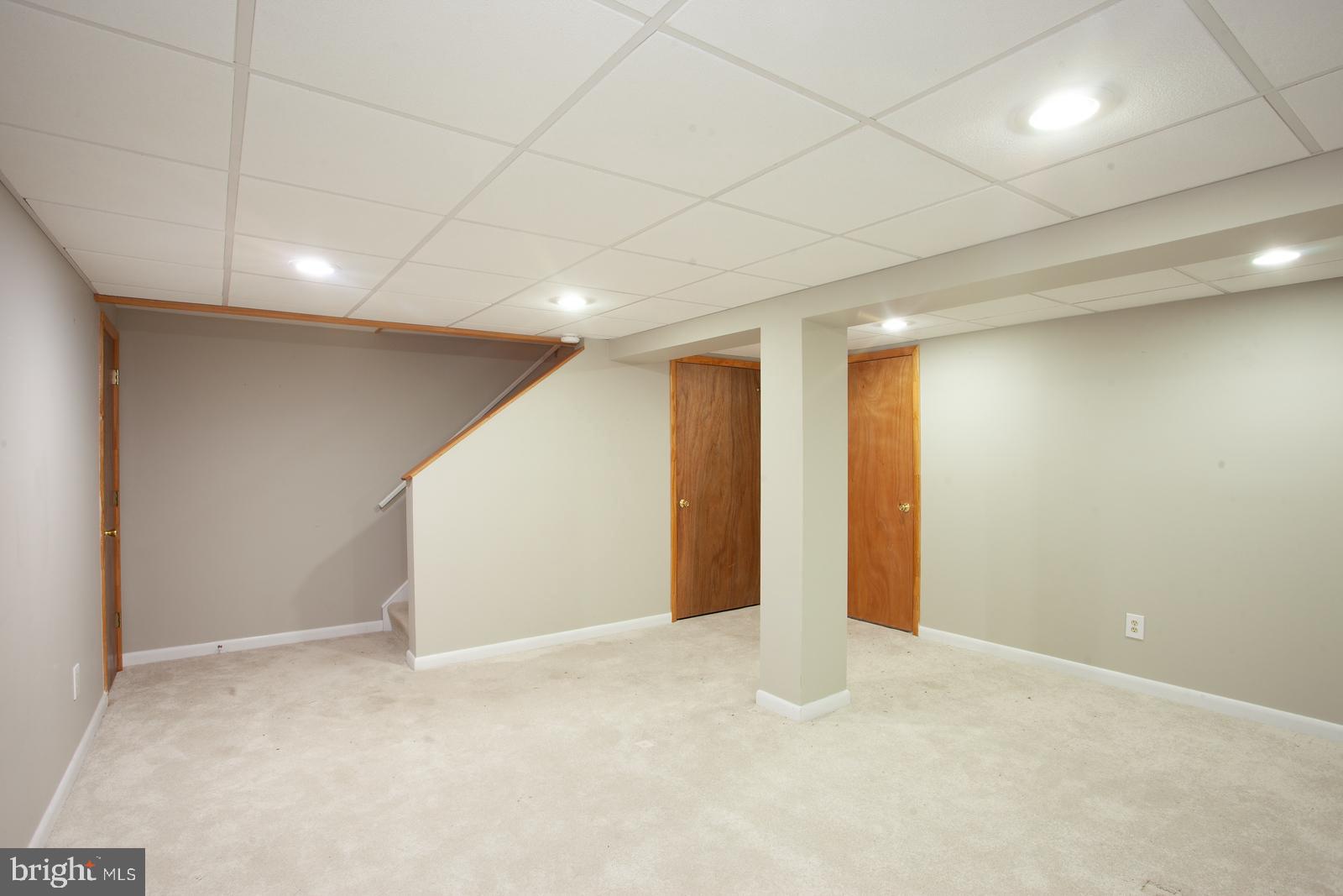 CHIPPENDALE - Residential