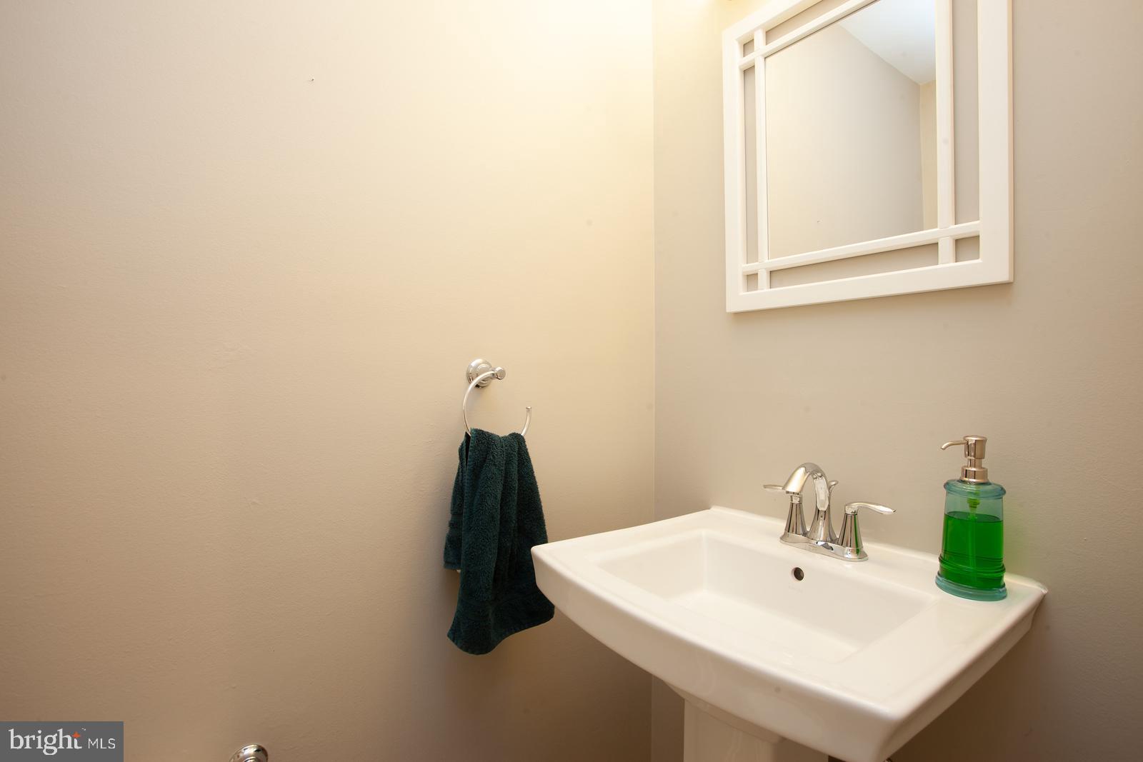 CHIPPENDALE - Residential