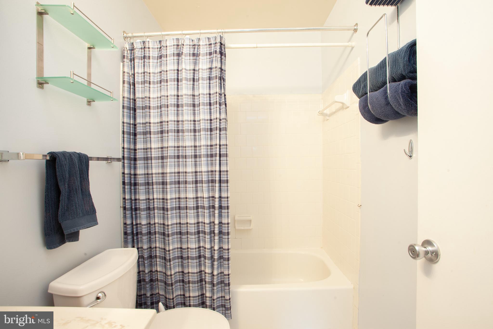 CHIPPENDALE - Residential