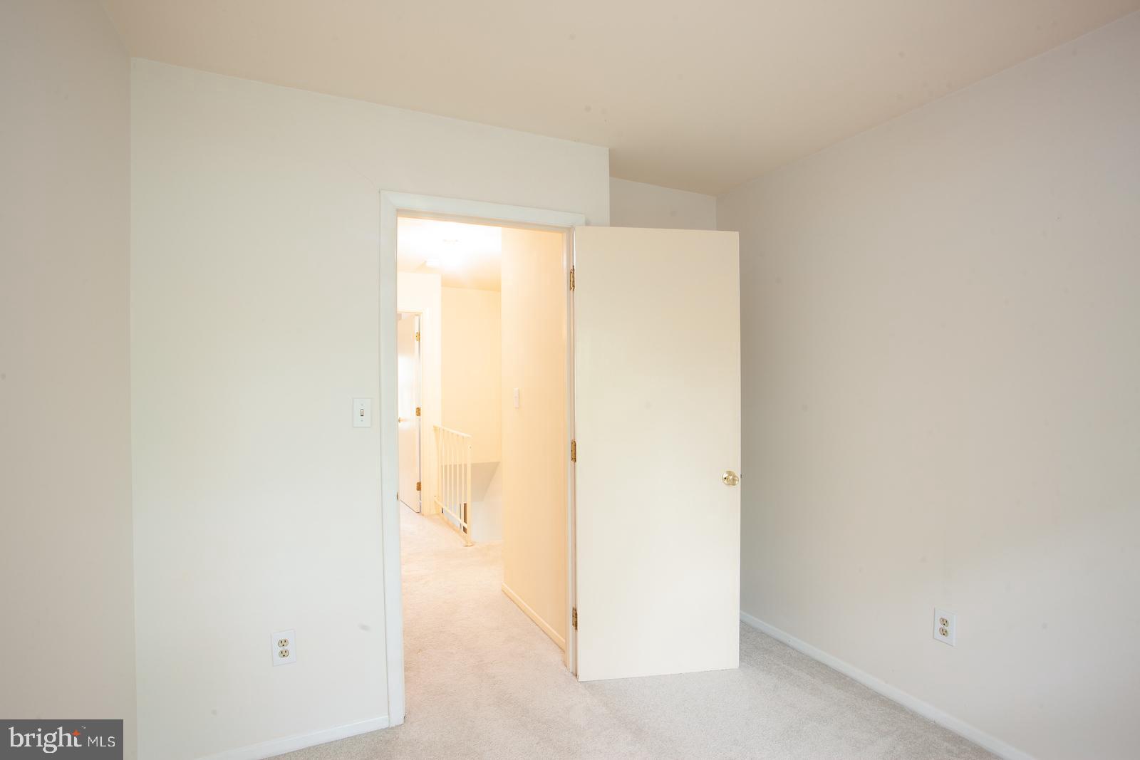 CHIPPENDALE - Residential