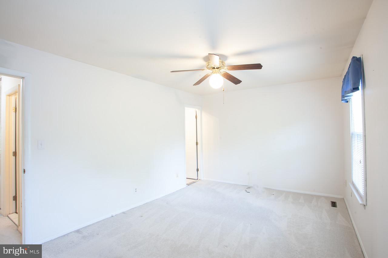 CHIPPENDALE - Residential