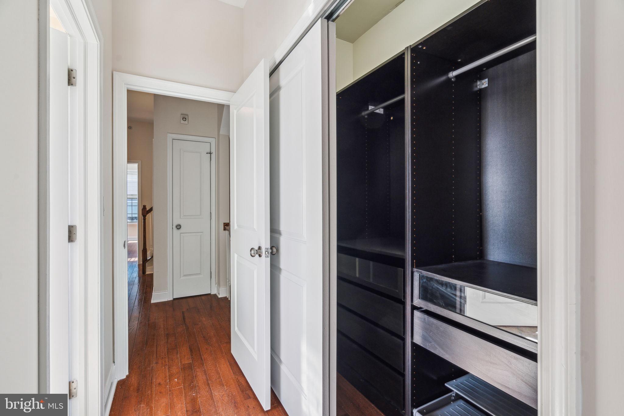 GRADUATE HOSPITAL - Residential