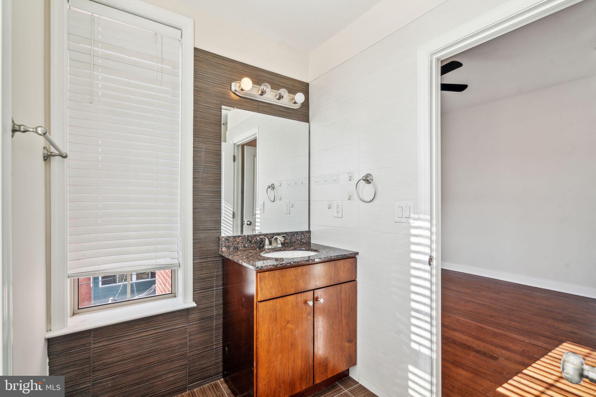 GRADUATE HOSPITAL - Residential