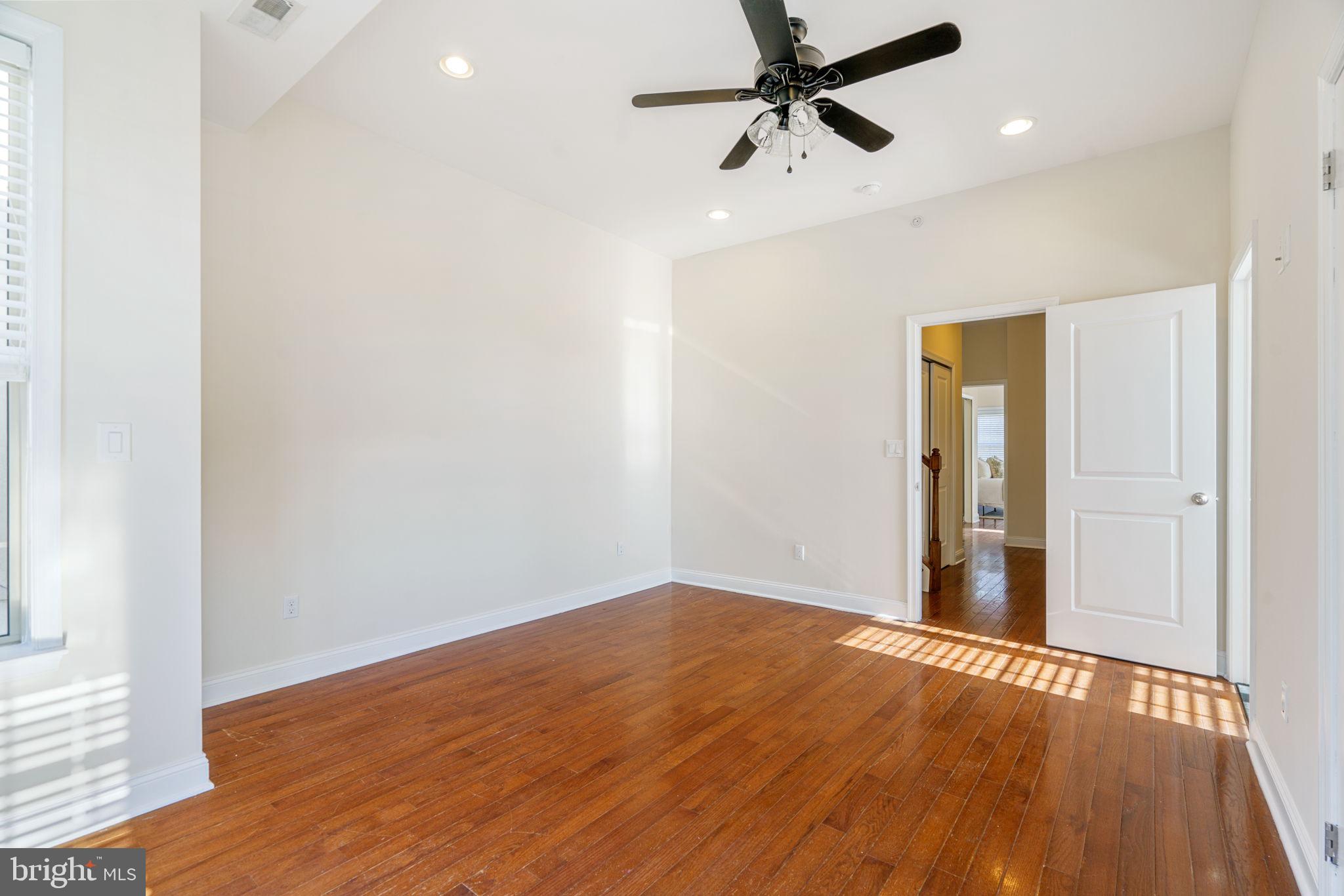 GRADUATE HOSPITAL - Residential