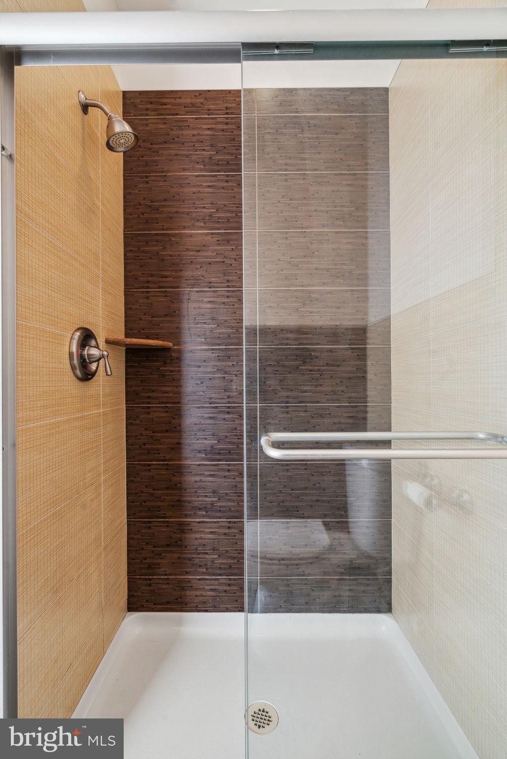 GRADUATE HOSPITAL - Residential