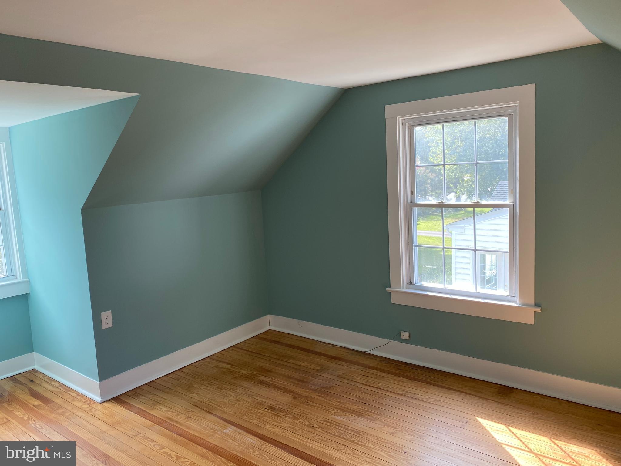 EASTON - Residential Lease