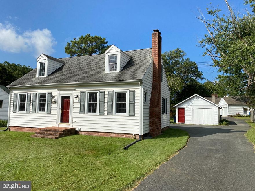 This high quality residence is close to Idlewild Park and the "Y" of the Chesapeake. Also to Easton Middle School and Easton High School. The structure has been rehabbed: all windows replaced, converted to heat pump with central A/C; breaker boxes, modern wiring, vinyl siding, replaced roof;  in past months floors sanded; interior painted throughout. For rent only to a tenant with excellent references , excellent credit, and sufficient income.  Sorry, no cats, and only well behaved house trained dog whom I need to meet. Landlord pays to have lawn cut, but all other expenses are tenant's responsibility.  NO SMOKERS, no exceptions. The fact that there are only two bedrooms and one bathroom is a limiting feature.  Ideal for one  or two persons who are willing to share a bathroom.  Good closet space.  Lead paint is present but has been encapsulated. Real plaster walls--- no driving nails in walls--- real plaster, so speed drill only. Listing agent is owner.
