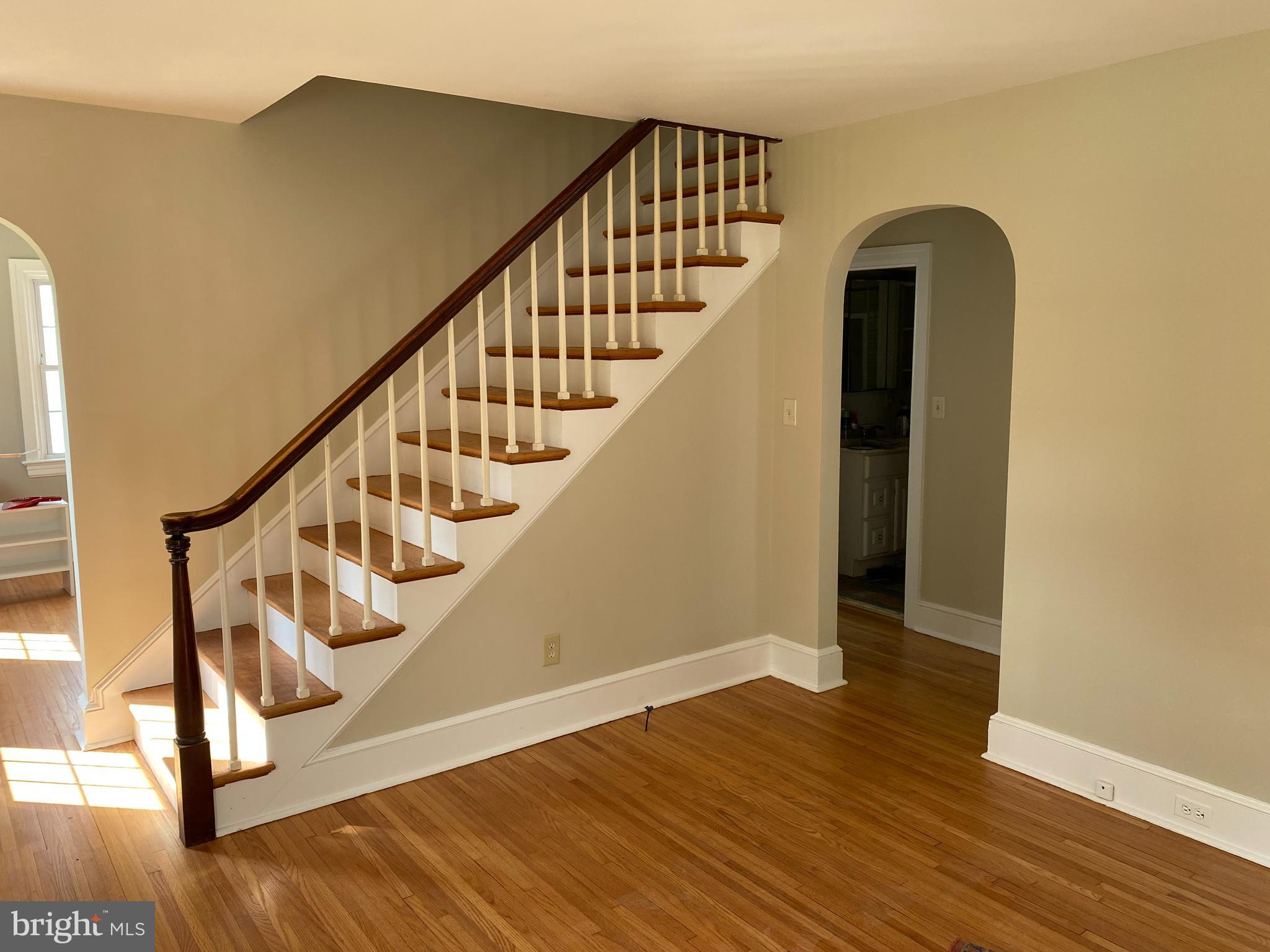 EASTON - Residential Lease