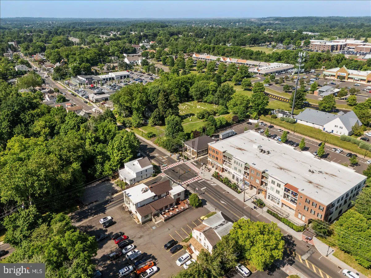 Newtown, Pennsylvania 18940, United States, ,Residential,Active,35183