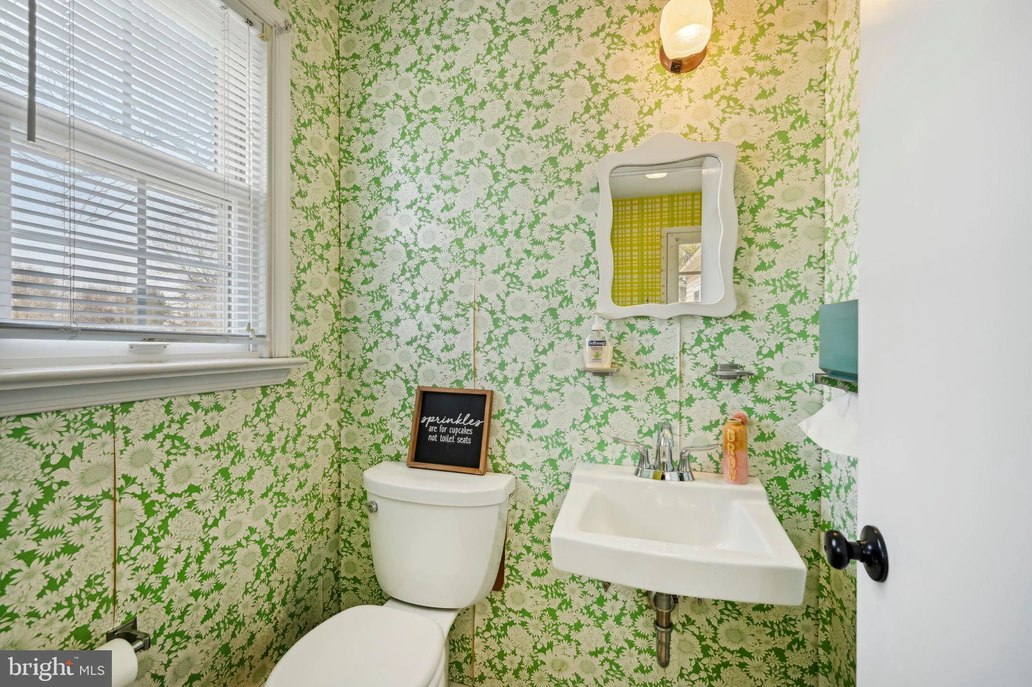 Ambler, Pennsylvania 19002, United States, 4 Bedrooms Bedrooms, ,3 BathroomsBathrooms,Residential,Active,79343