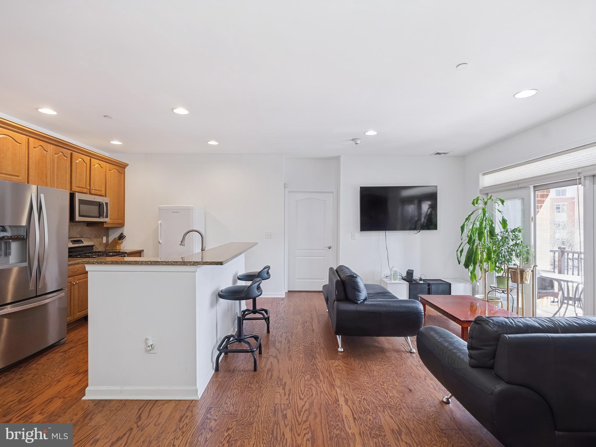 HUNTINGDON PLACE - Residential