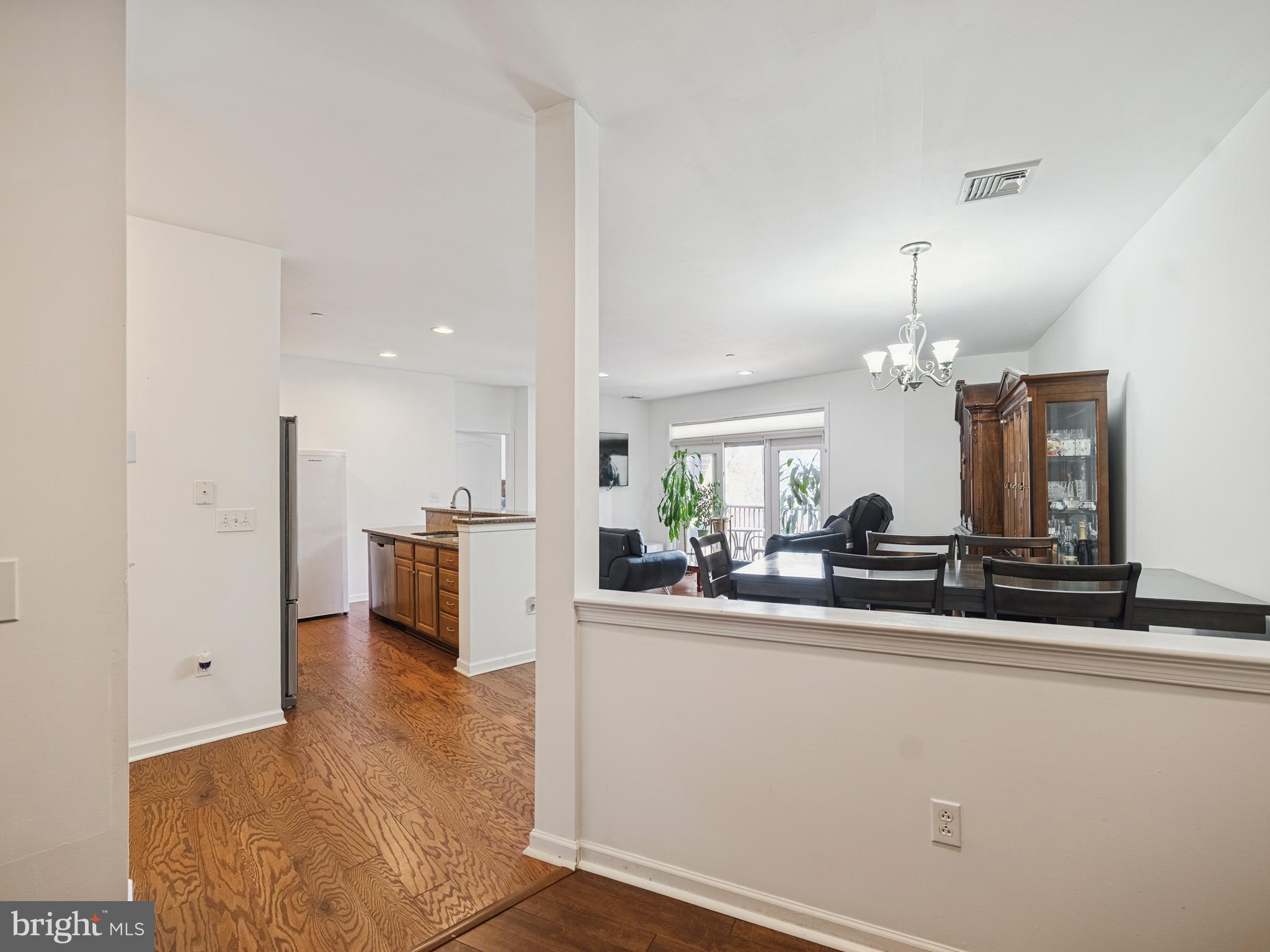 HUNTINGDON PLACE - Residential