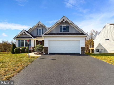 Photo of 114 Creekview Drive, PARADISE, PA 17562 (MLS # PALA2060204)