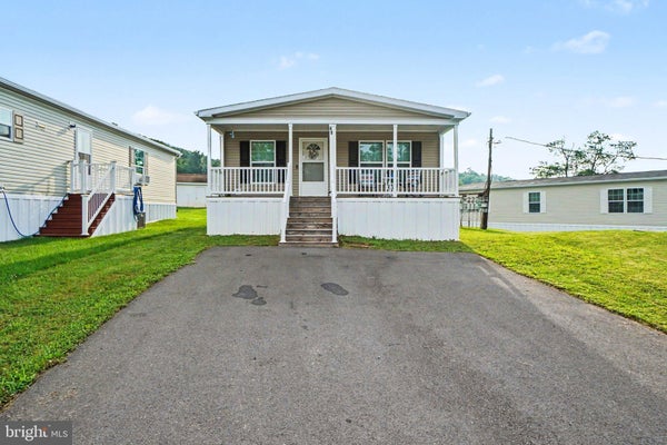49 N ELMER AVE, HALIFAX, PA 17032 - Image 53c8c1eea669dfa02469548dbd17c5e4/1491960094