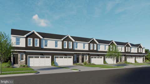 Townhouse For Sale - 7848 Oak Brook Drive<br/> HARRISBURG, PA 17112