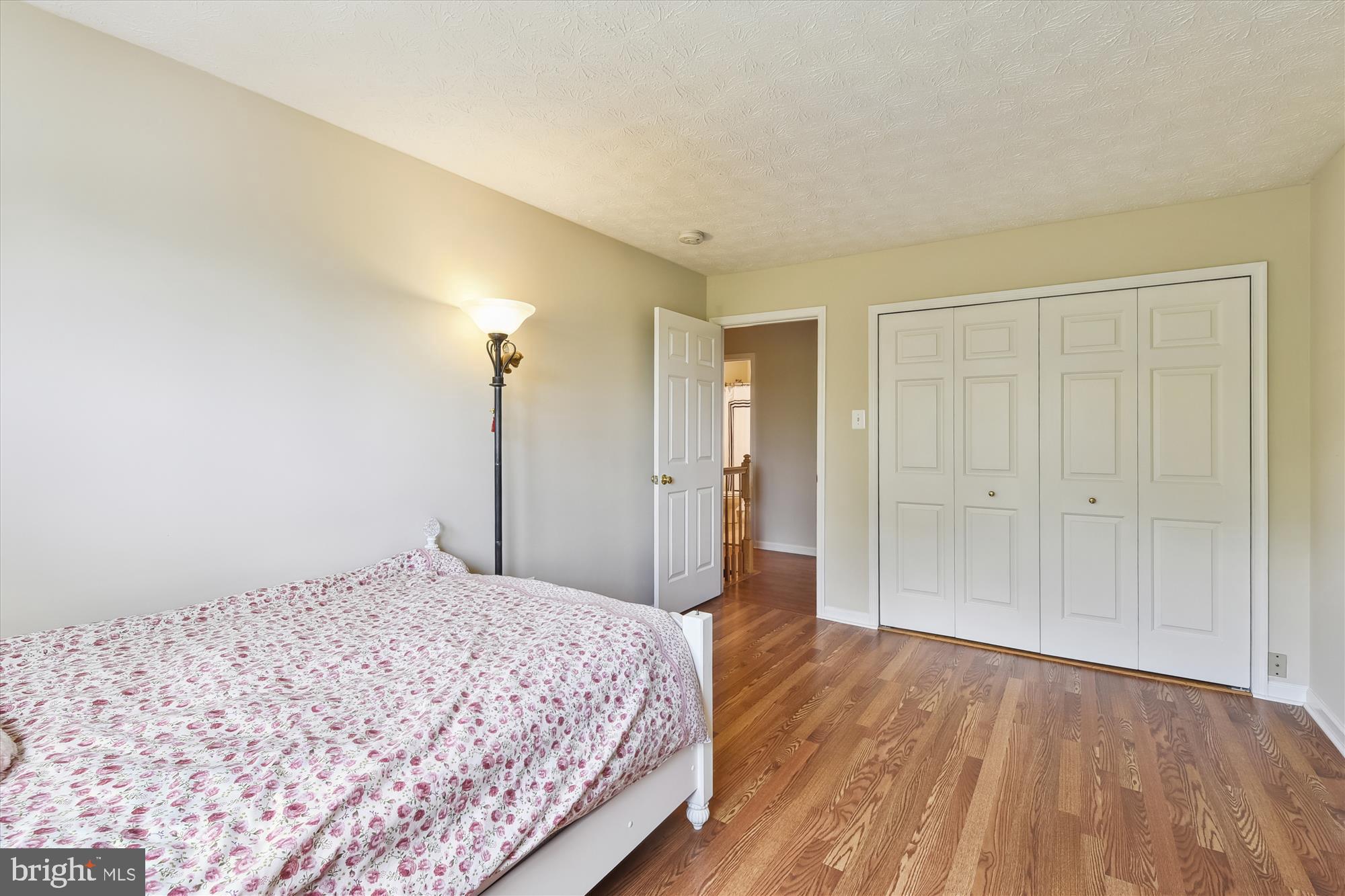 WILLIAMS KNOLL - Residential