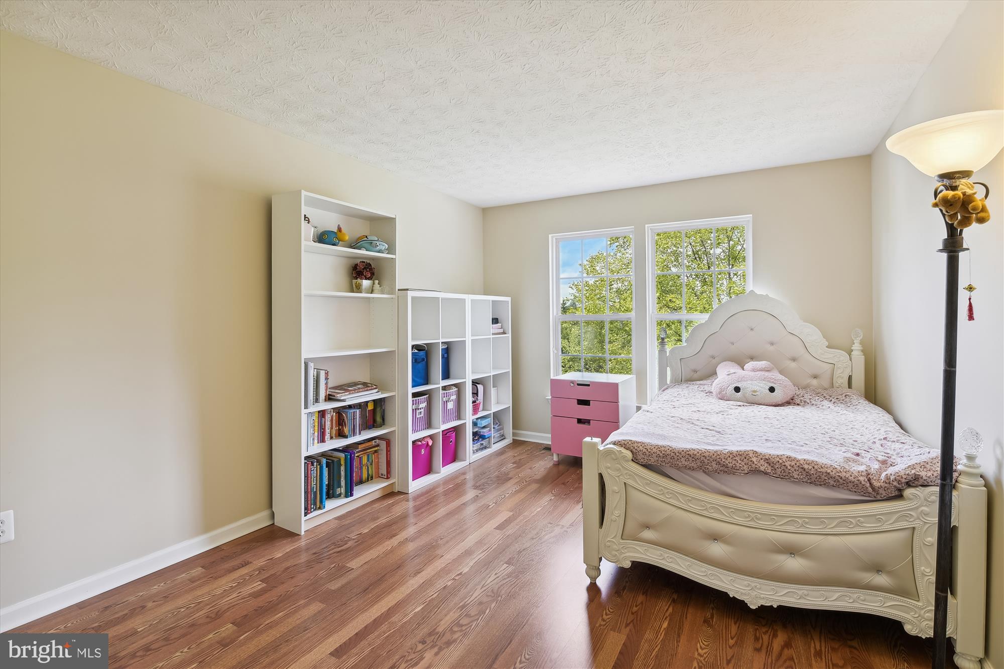 WILLIAMS KNOLL - Residential