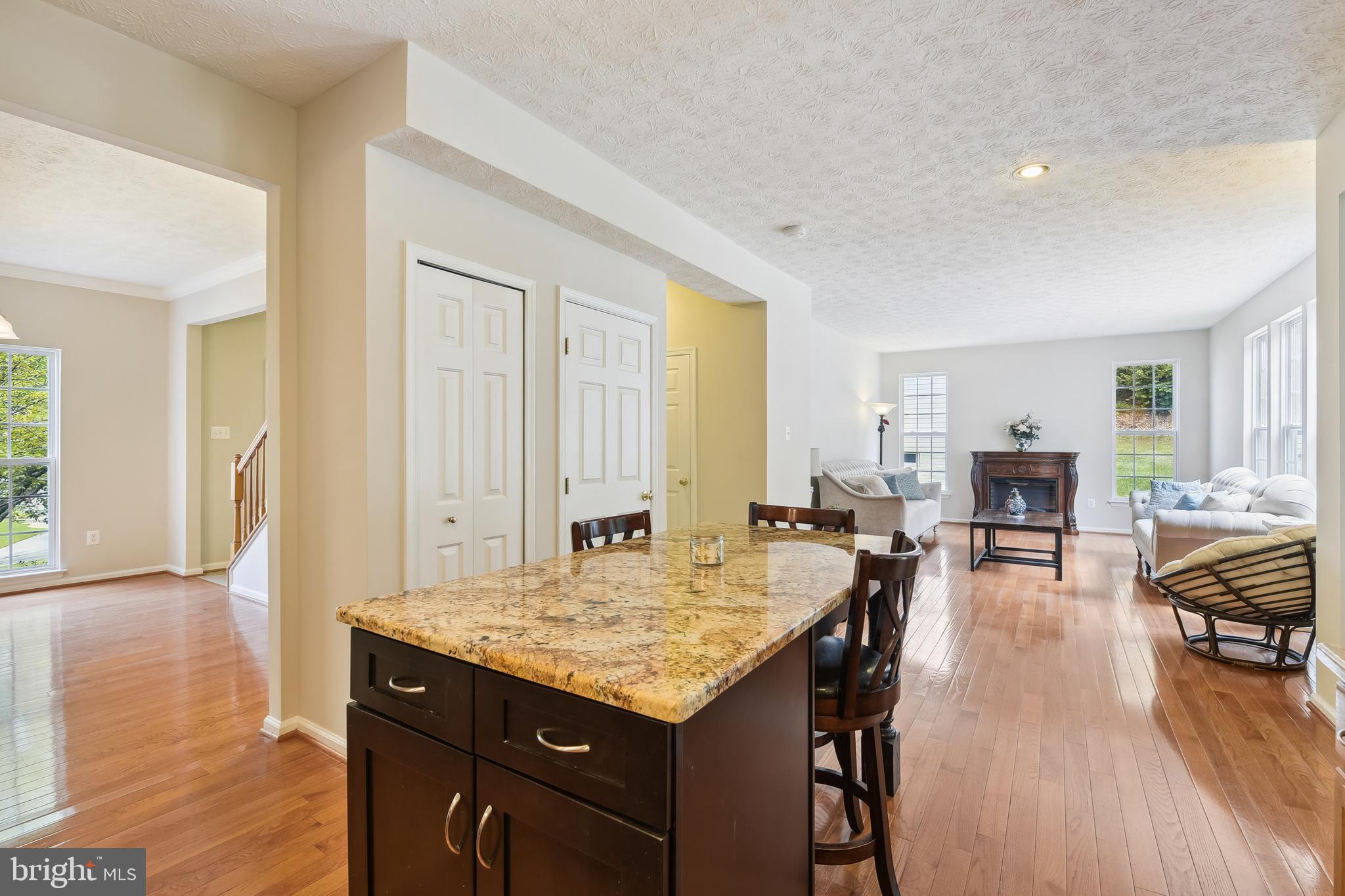 WILLIAMS KNOLL - Residential