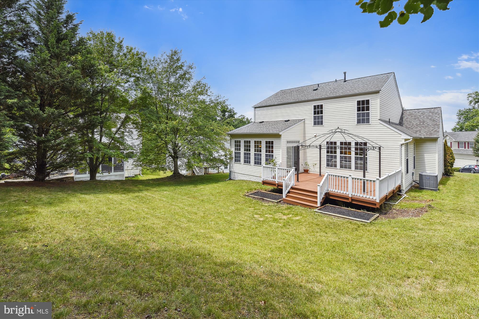 WILLIAMS KNOLL - Residential