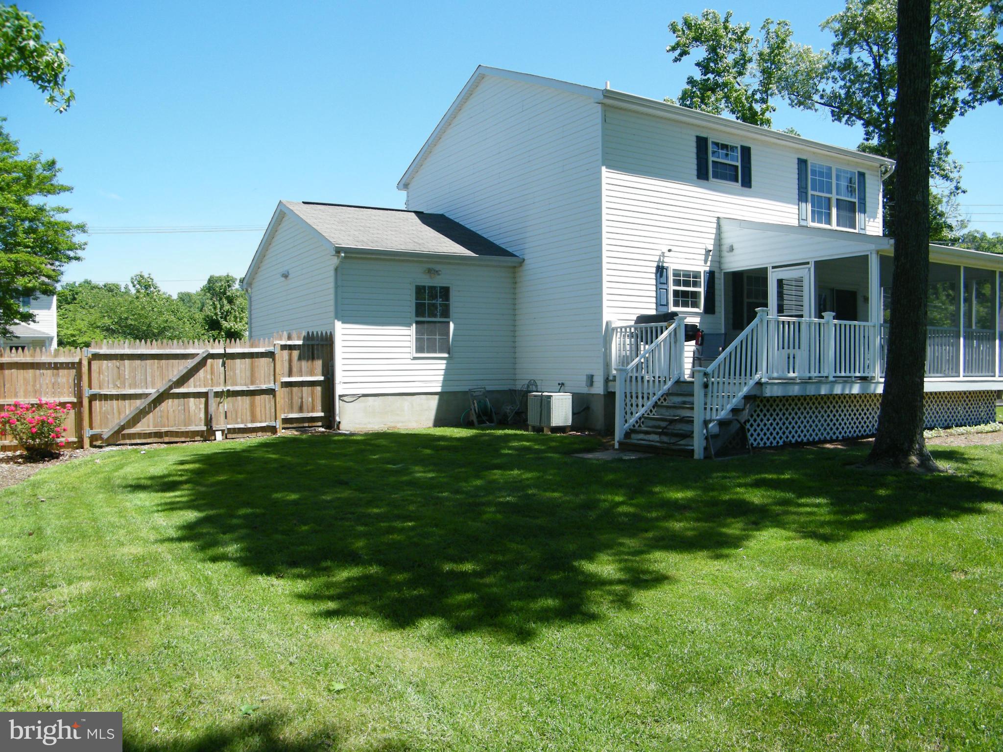 AVALON SHORES - Residential Lease