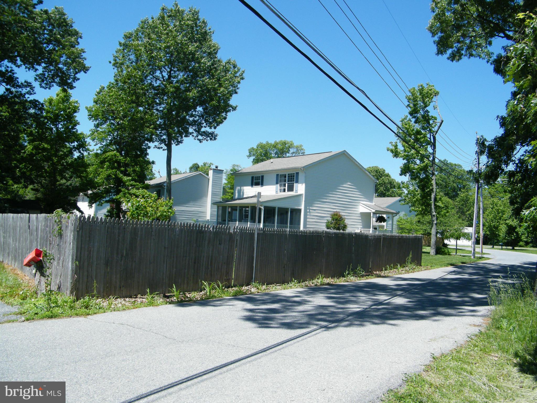 AVALON SHORES - Residential Lease