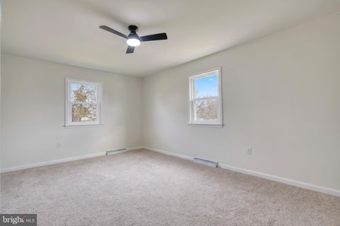 Tiny photo for 18 Bourbon Red Dr, MECHANICSBURG, PA 17050 (MLS # PACB2052954)
