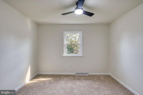 Tiny photo for 18 Bourbon Red Dr, MECHANICSBURG, PA 17050 (MLS # PACB2052954)