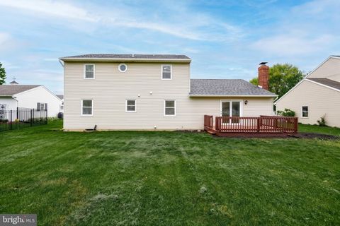 Tiny photo for 18 Bourbon Red Dr, MECHANICSBURG, PA 17050 (MLS # PACB2052954)
