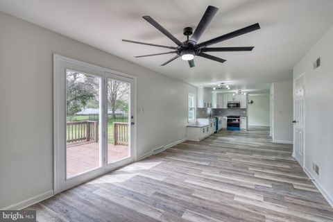 Tiny photo for 18 Bourbon Red Dr, MECHANICSBURG, PA 17050 (MLS # PACB2052954)