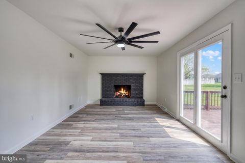 Tiny photo for 18 Bourbon Red Dr, MECHANICSBURG, PA 17050 (MLS # PACB2052954)