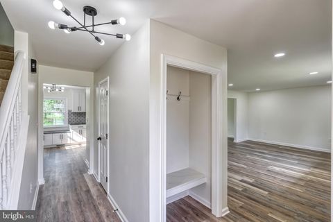 Tiny photo for 18 Bourbon Red Dr, MECHANICSBURG, PA 17050 (MLS # PACB2052954)