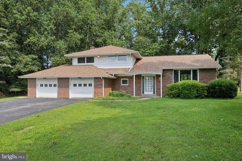 139 ROSSITER AVENUE PHOENIXVILLE PA 19460