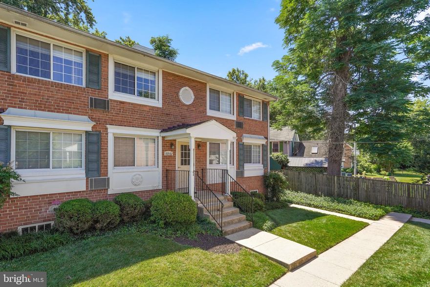 Located off of the historic Main Street in Laurel, this upper level charming 1 bedroom, 1 bathroom condo offers large windows for natural sunlight, stunning hardwood floors, kitchen with stainless steel appliances, a spacious bedroom, new flooring in the bedroom and kitchen, completely fresh paint, and a ventless washer/dryer combo in the unit! Convenient to restaurants and shopping, just blocks from the MARC train, and close to commuter routes.