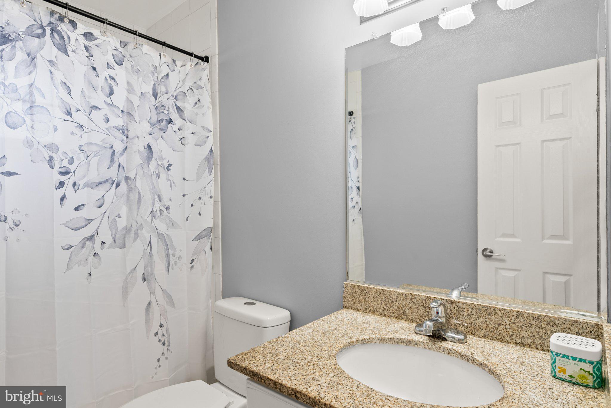 THE OAKS MAIN STREET LAUREL - Residential