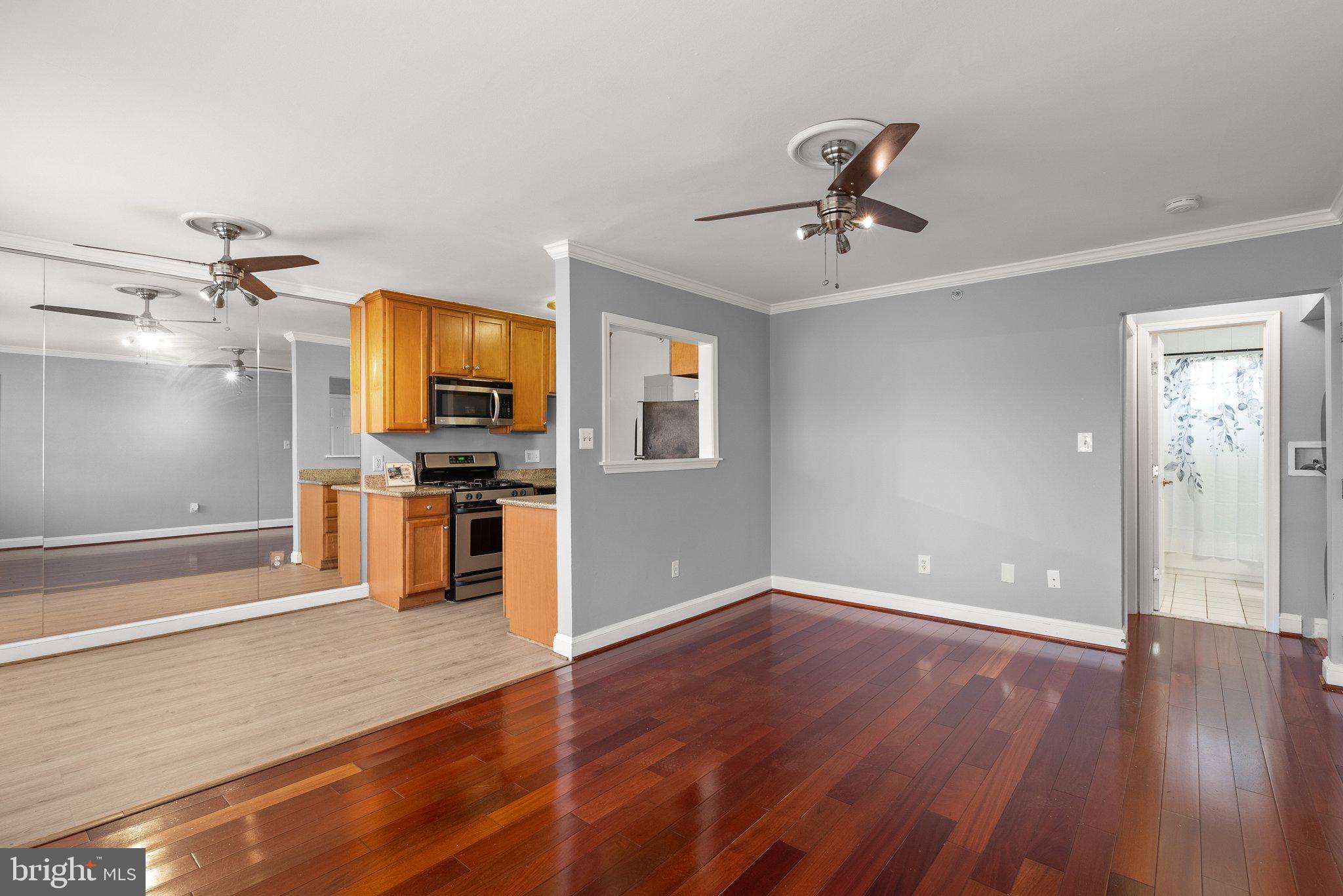 THE OAKS MAIN STREET LAUREL - Residential