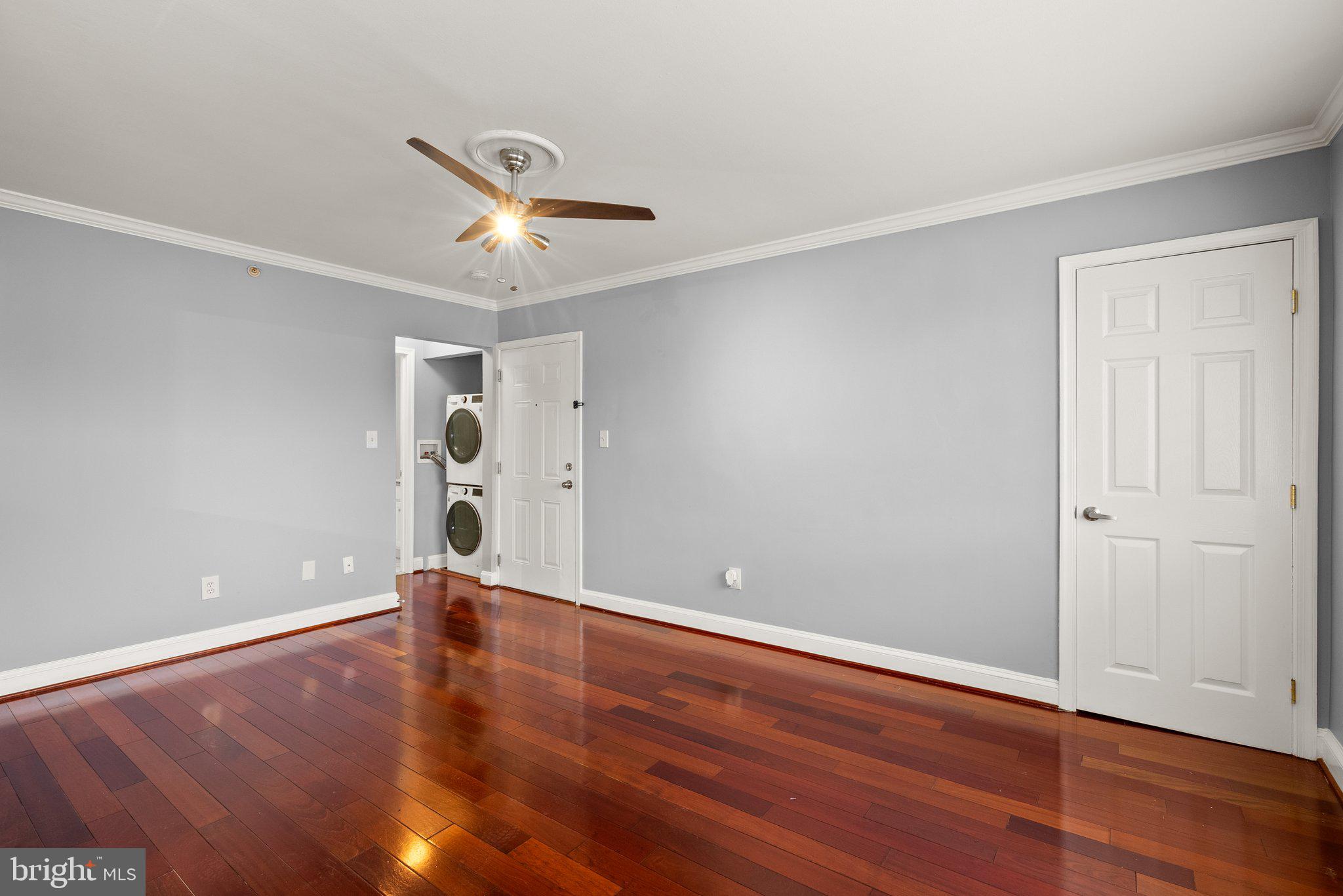 THE OAKS MAIN STREET LAUREL - Residential