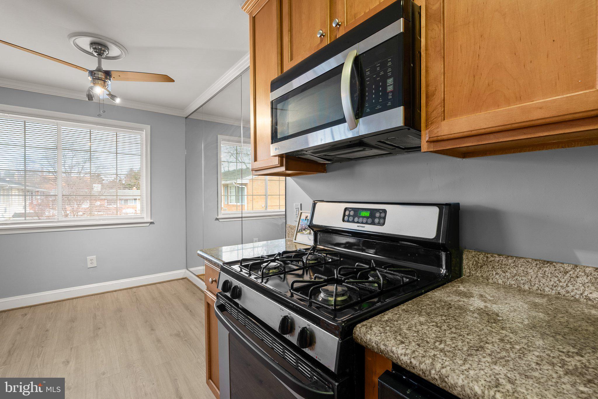 THE OAKS MAIN STREET LAUREL - Residential