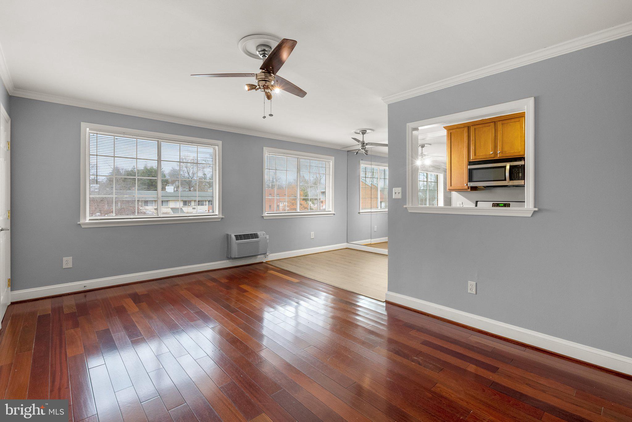 THE OAKS MAIN STREET LAUREL - Residential