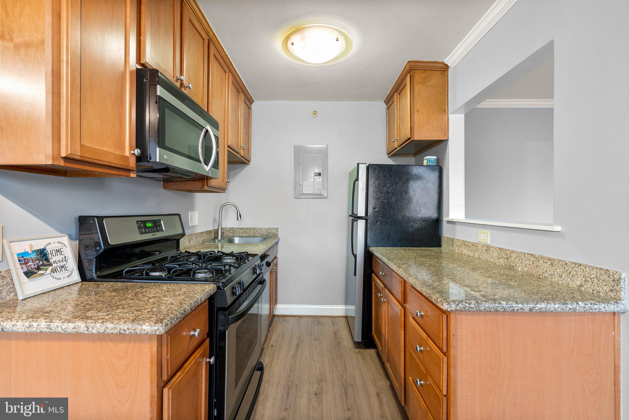 THE OAKS MAIN STREET LAUREL - Residential