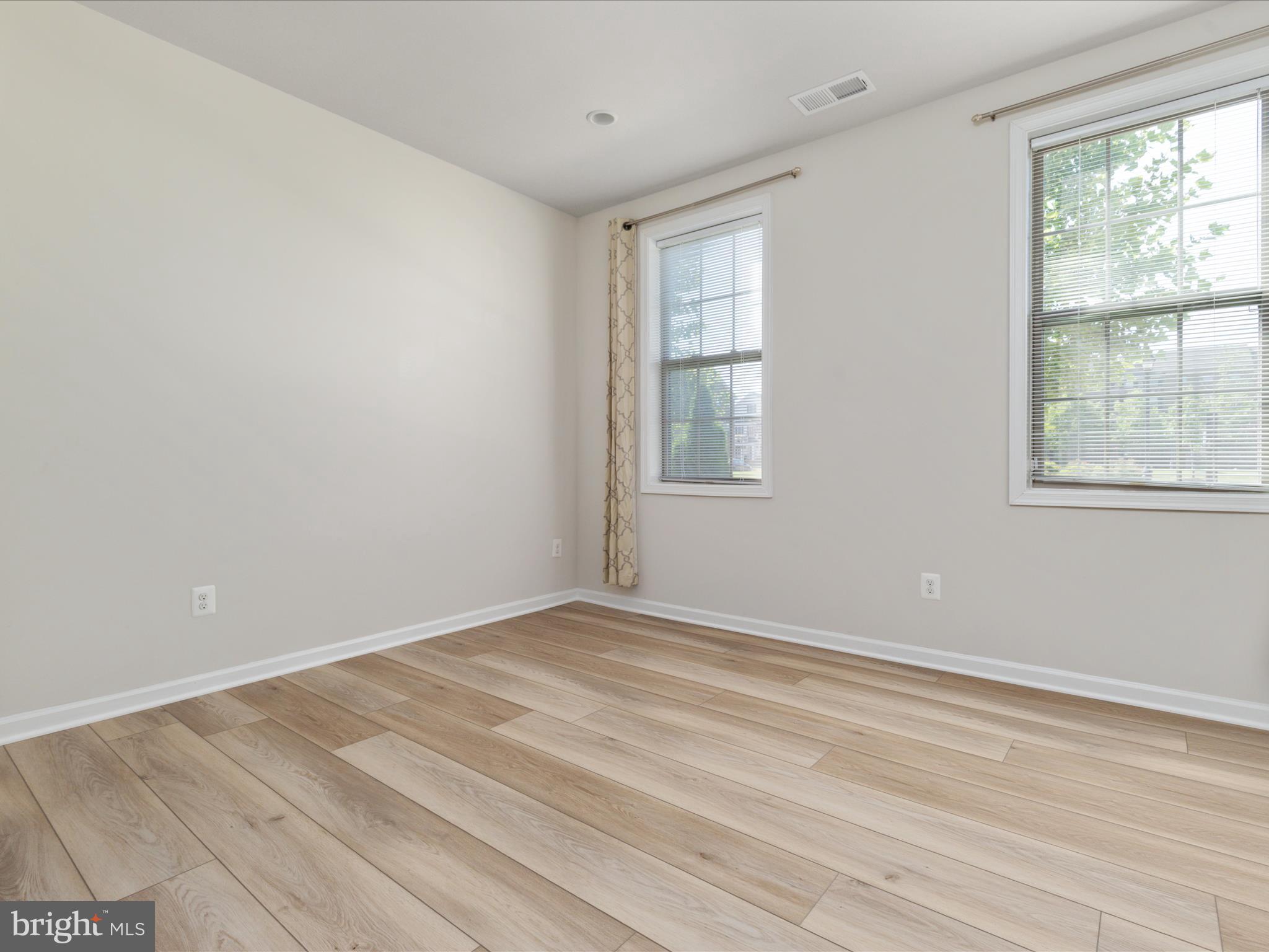 MOOREFIELD STATION - Residential