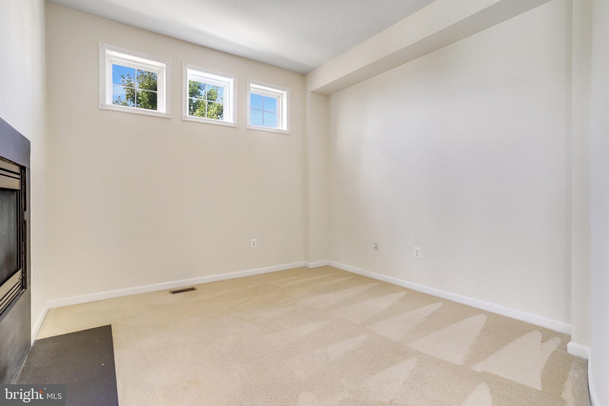 LAUREL HIGHLANDS - Residential