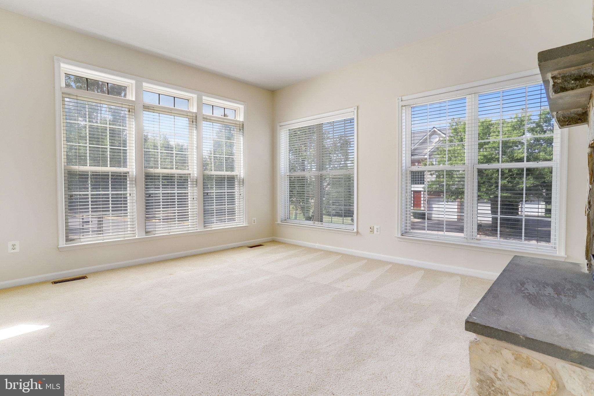 LAUREL HIGHLANDS - Residential