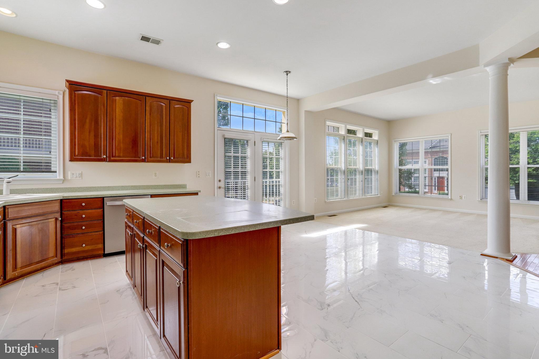 LAUREL HIGHLANDS - Residential