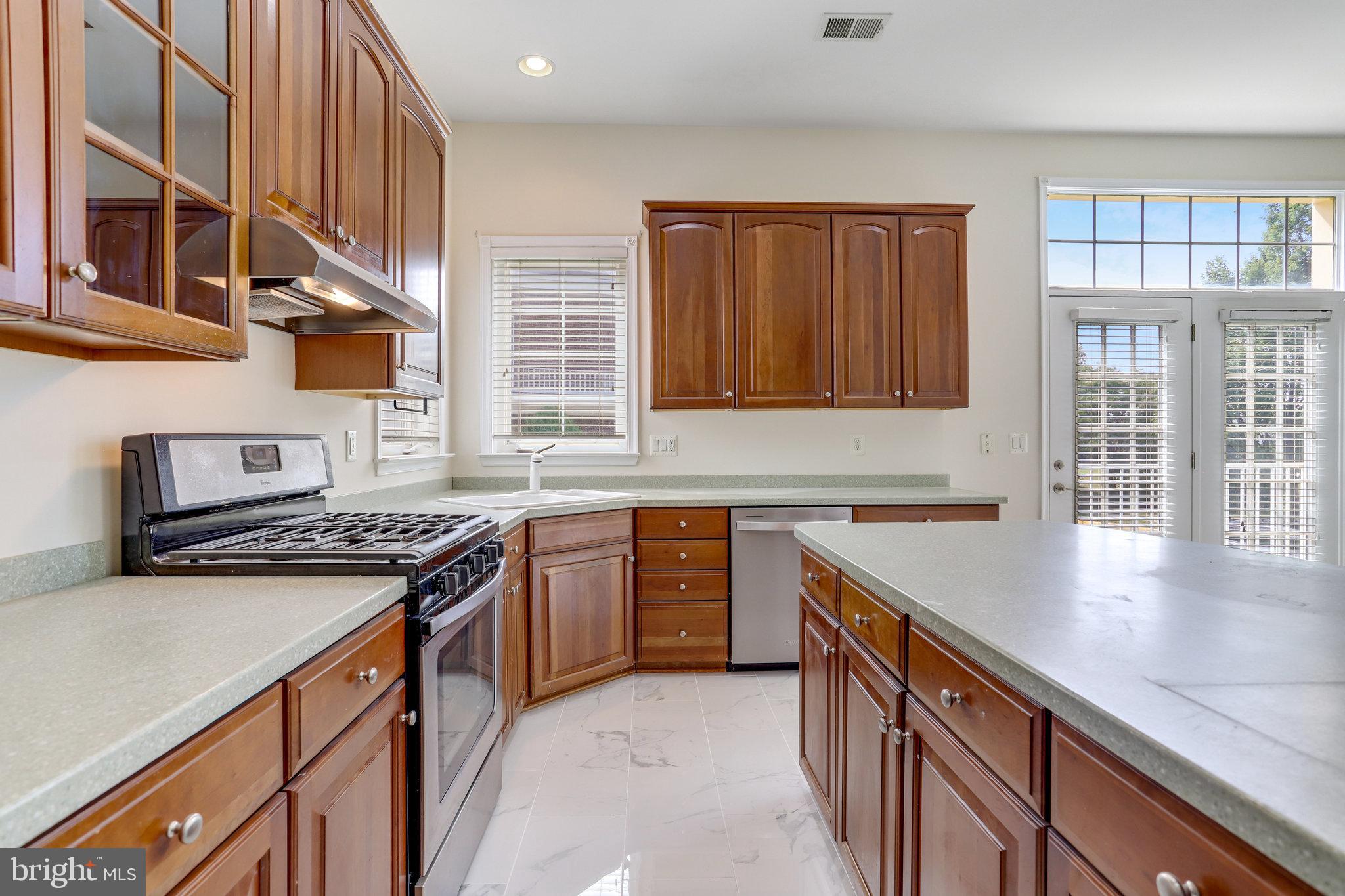 LAUREL HIGHLANDS - Residential